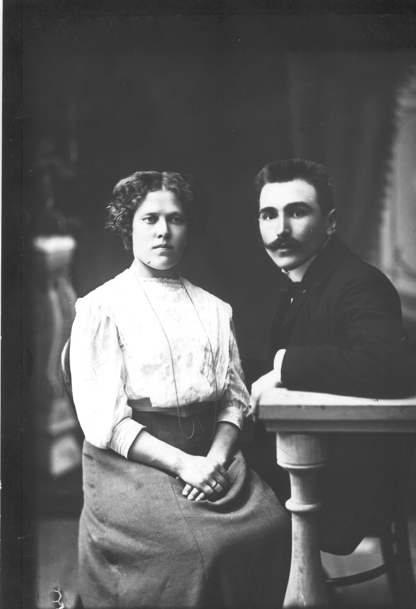 Foto. Fotograaf Gustav Zopp koos abikaasa Jennyga 1909-1913.aastail.