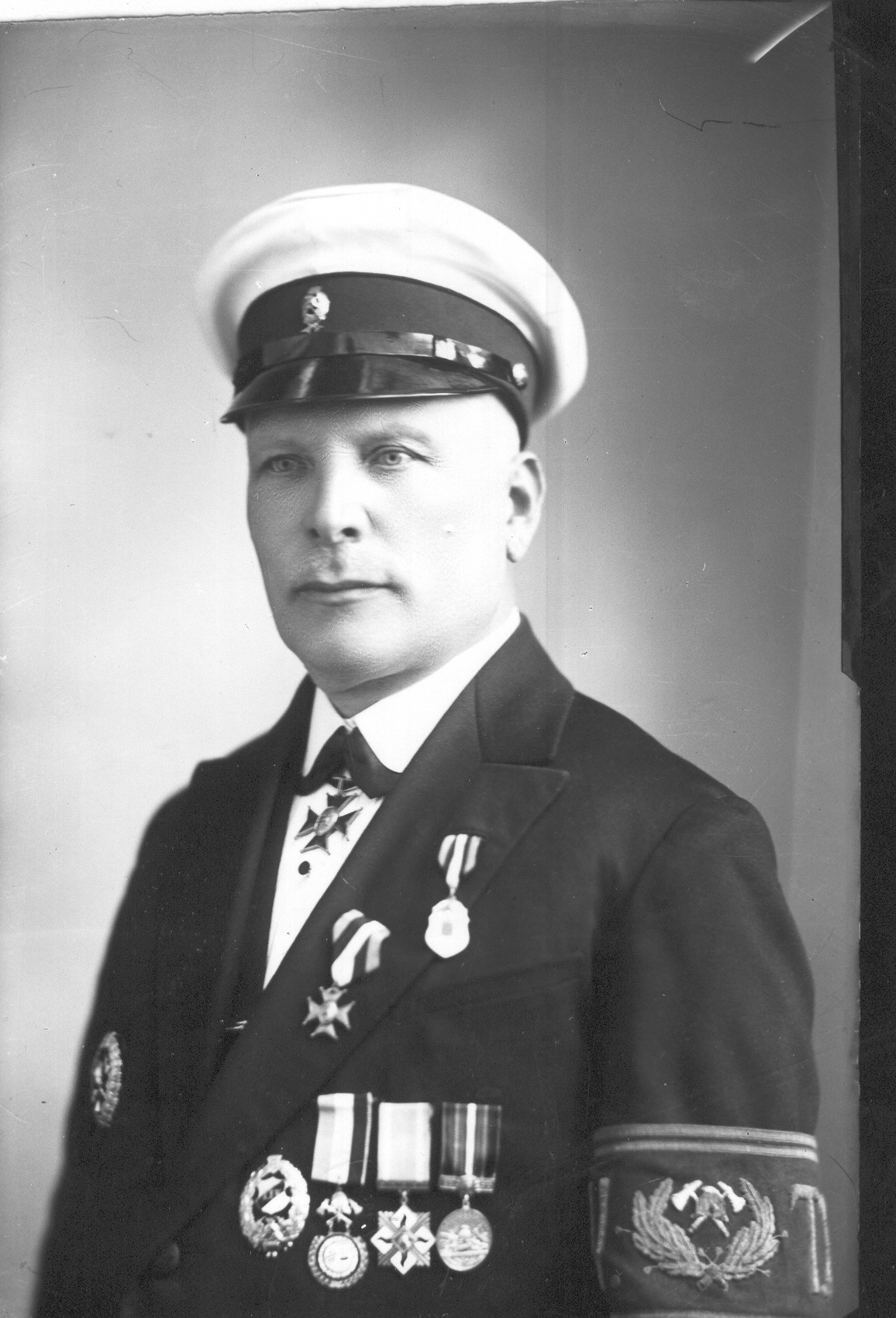 Foto. Võru Vabatahtliku Tuletõrje Ühingu juhatuse esimees Samuel-Peeter Songi 1935.- 1940.a.