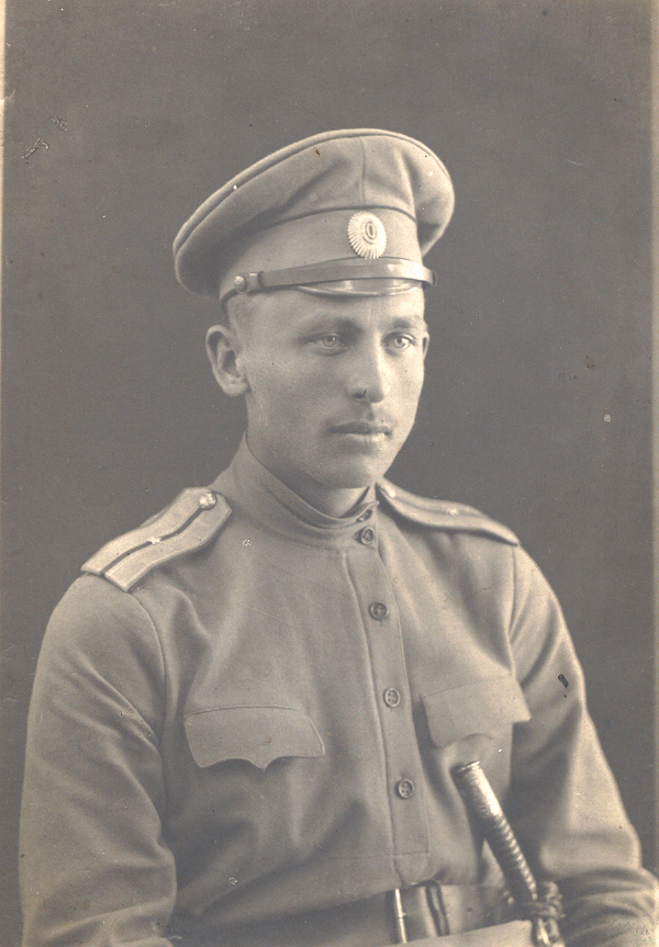 Foto. Teder, Ferdinand, sündinud 1896.a. Vana - Roosas.