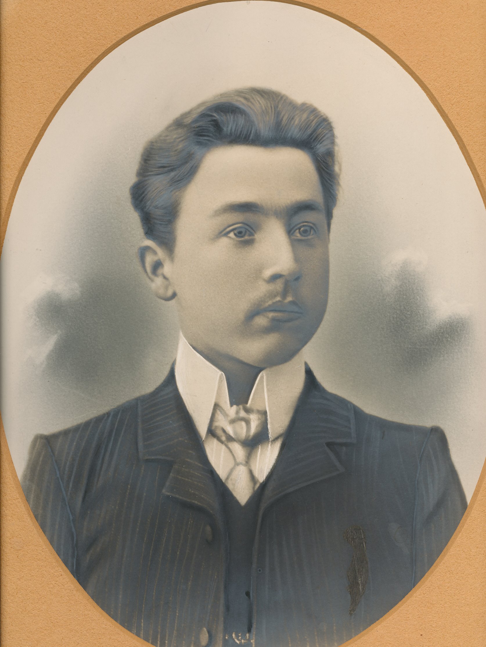 Foto. Priidu Puusepp Võru poeglaste Gümnaasiumi õpetajana 1918-1920.aastail.