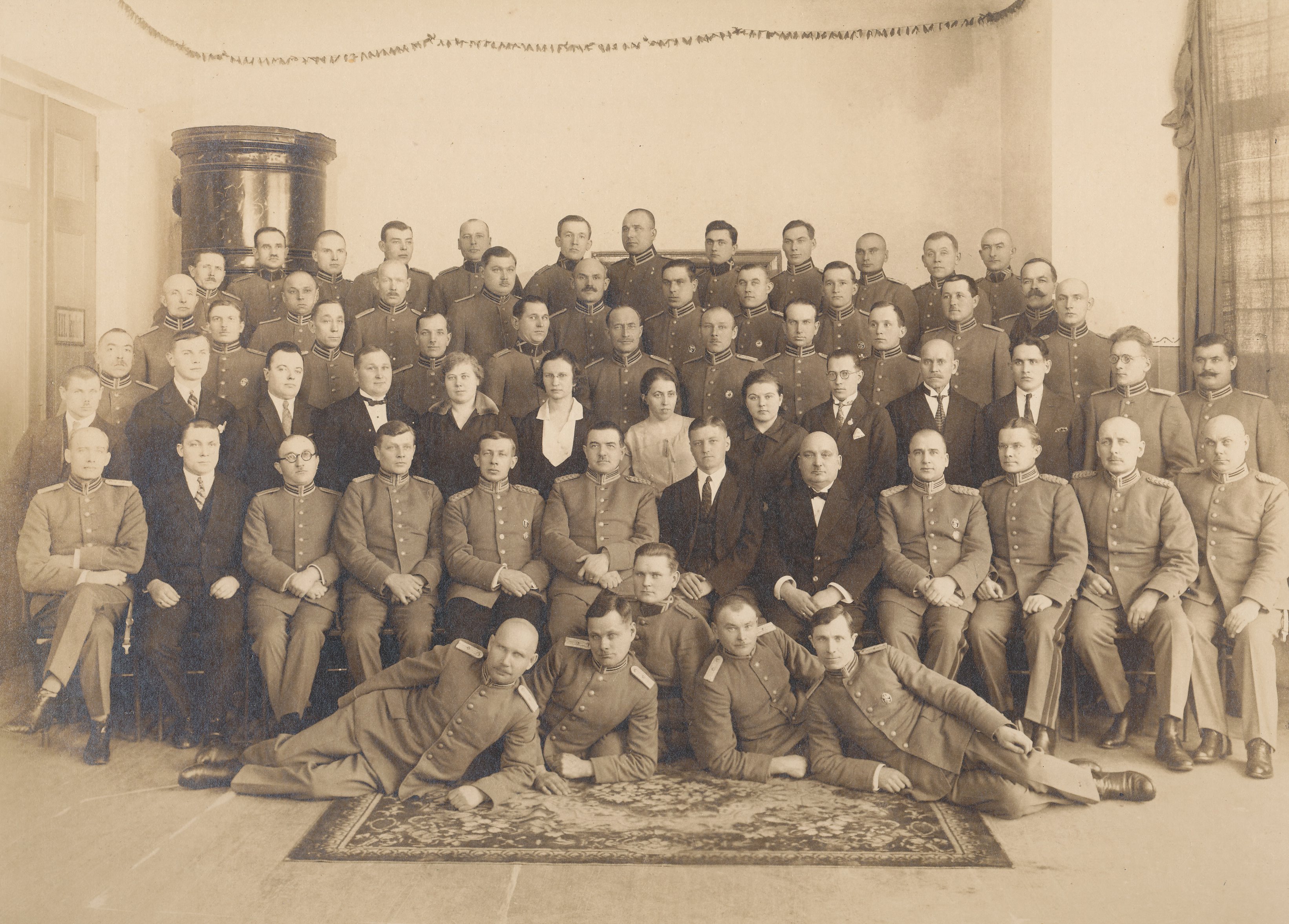 Foto. Võru politsei 10. aastapäeva pühitsemise puhul 2. veebruaril 1929. a. (grupipilt).