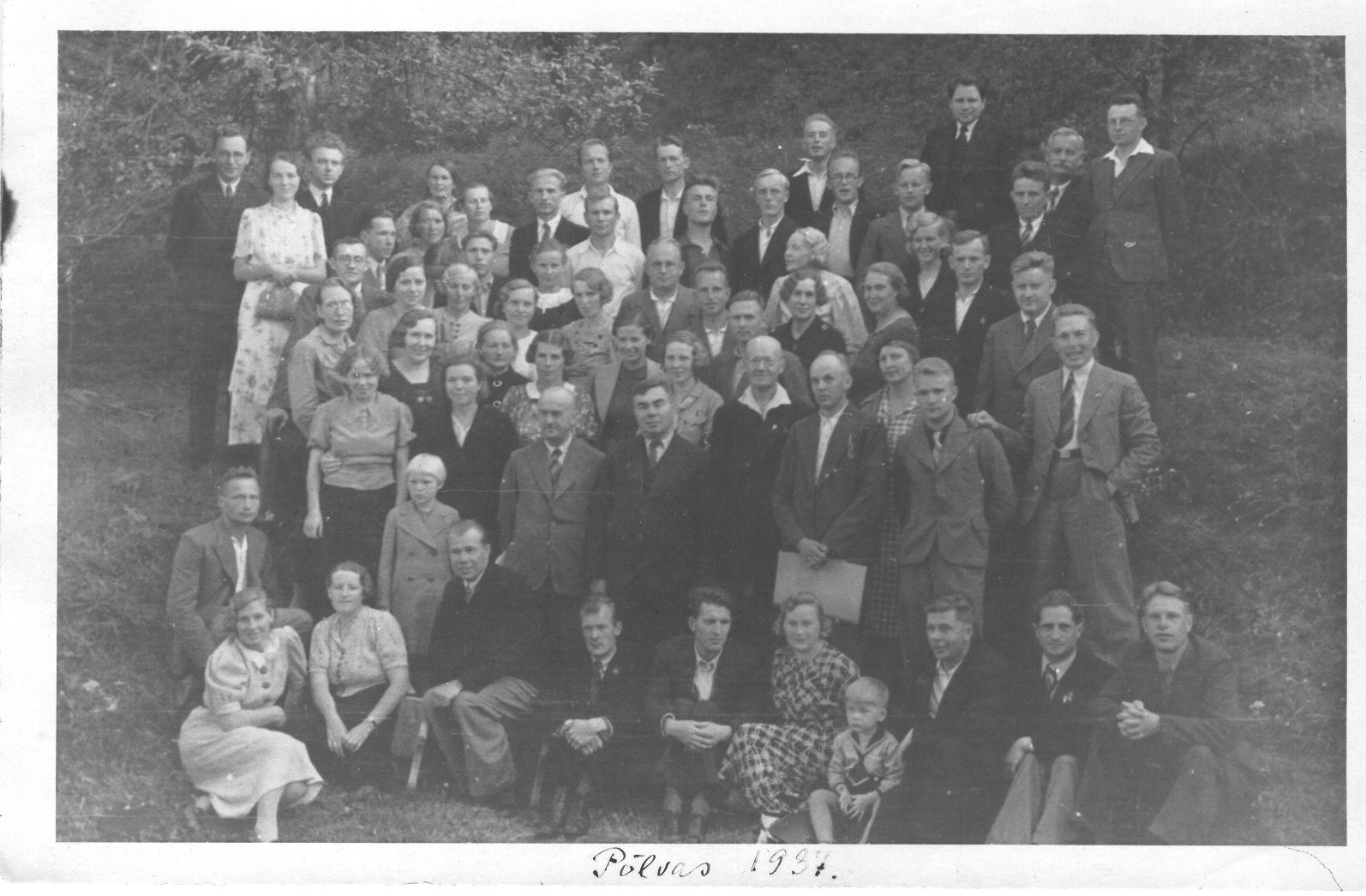 Foto. Võru Õpetajate Seminari vilistlaste kokkutulek Põlvas 1937.a.