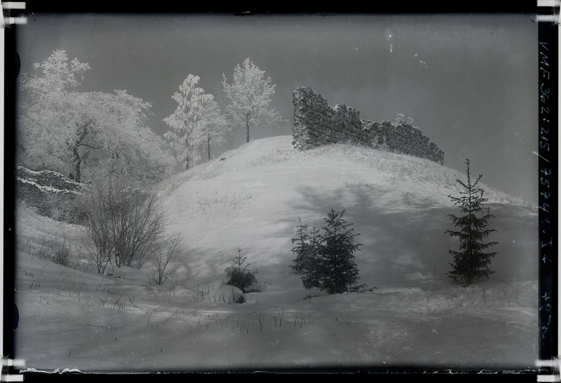 klaasnegatiiv Viljandi lossimäed, II Kirsimäe (alt-üles) 1934 F T. Parri