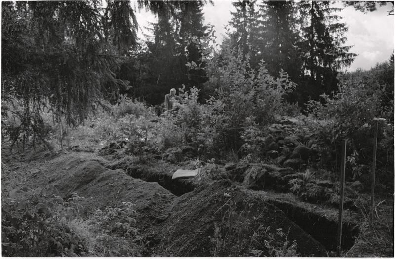 negatiiv, Viljandimaa, Risti kiriku arheoloogilised kaevamised, kagukaevand, 1974. juuli