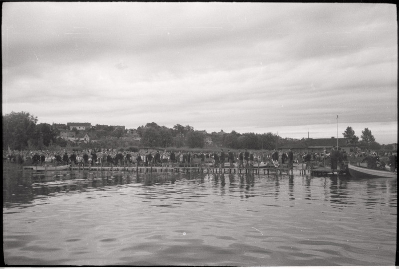 negatiiv, Viljandi, laulupeo veepidu Viljandi järvel, 1960