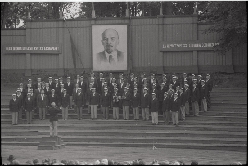 negatiiv, Viljandi Laulupidu, meeskoor Sakala esinemas, 1960