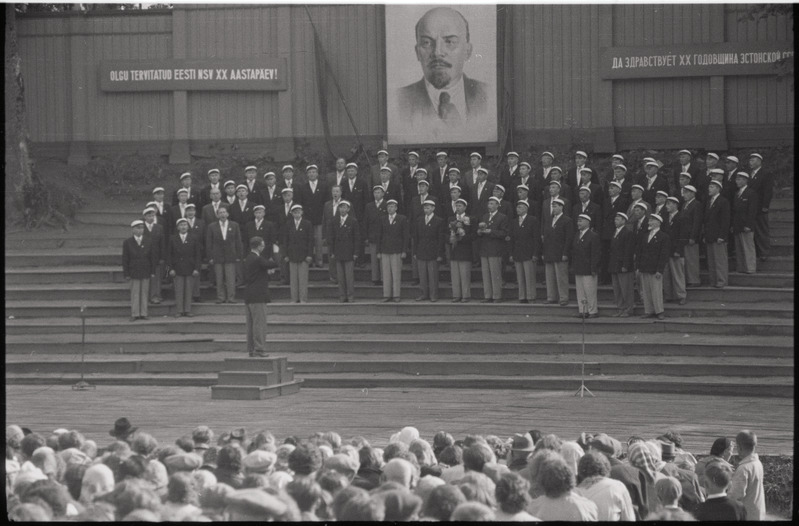 negatiiv, Viljandi Laulupidu, meeskoor Sakala esinemas, 1960