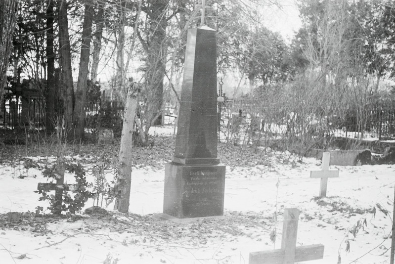fotonegatiiv, Viljandimaa, Paisu kalmistu, Fr. Saebelmanni hauaplats, 1957, foto L. Vellema