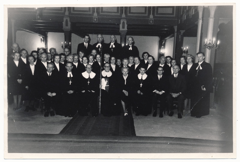foto, Viljandi Pauluse kirik 100, grupp, sh I r vas 3. H. Kuurme 4. J. Kiivit 6. A. Tooming, 30.10.1966
