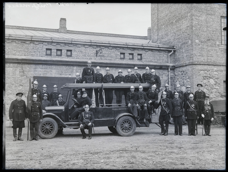 negatiiv  Viljandi, tuletõrje, grupp, auto, foto J. Riet, 63660, 1935