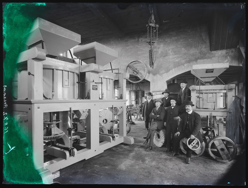 negatiiv T. Ja A. Ressar'e vabrik, sisevaade, veskid, foto J. Riet, neg 16872, 21.10.1914