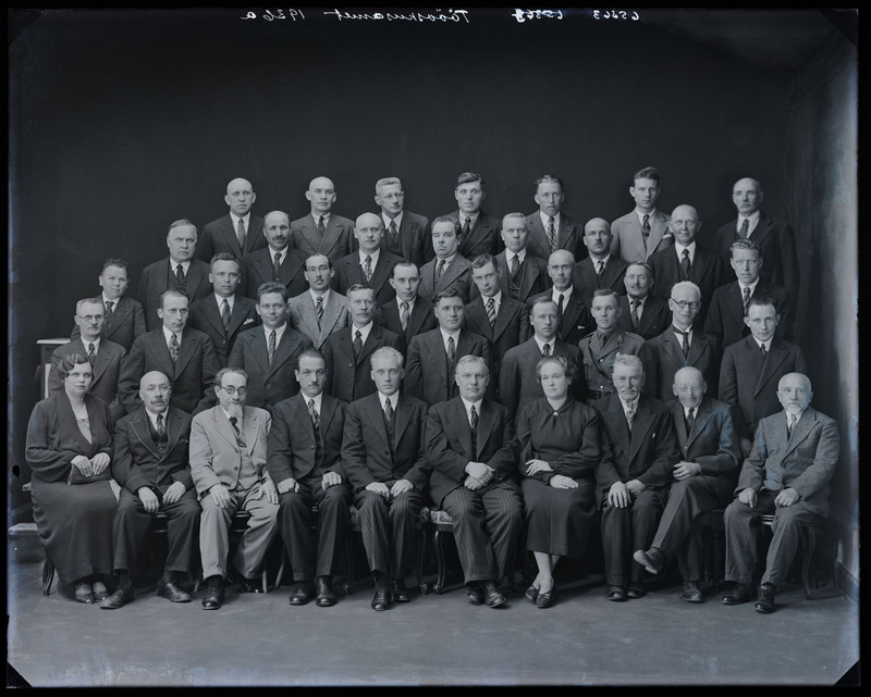 negatiiv Viljandi Tööoskusamet, grupp sh A. Kukk, J. Riet, A. Mikk, foto J. Riet, neg 65363, 1936