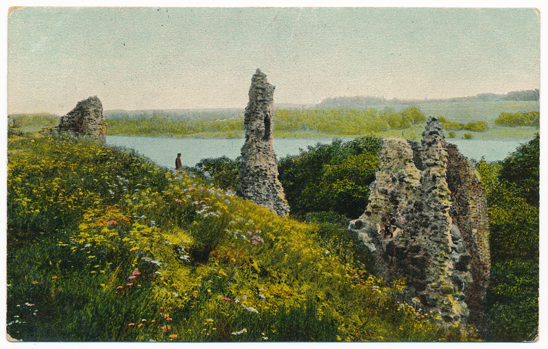 trükipostkaart albumis, Viljandi lossimäed, Kaevumägi, järv u 1908, kirjastus Th. Eismann, koloreeritud