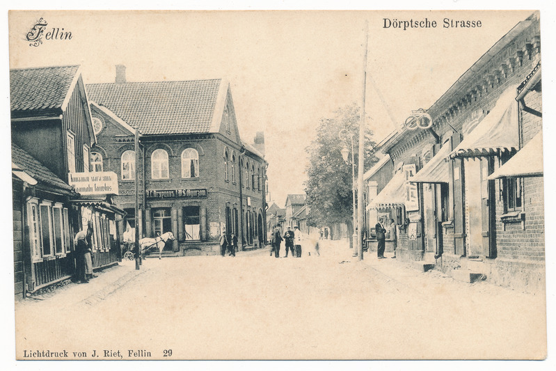 trükipostkaart albumis, Viljandi Tartu-Lossi tn ristmik, vaade Tallinna tn poole, u 1905, valgustrükk J. Riet, nr 29