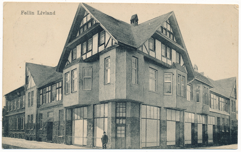 trükipostkaart albumis, Viljandi Lossi tn 35/ Posti tn 18 maja (ka nn Tartu panga maja) u 1912, kirjastaja E. Ring