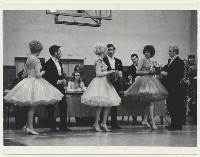 foto, peotantsuvõistluste Sakala-72 S-klassi võitjad, Viljandi Spordihoone