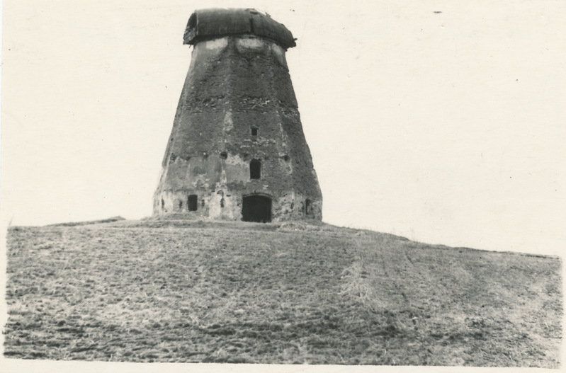 Karula mõisa tuulik