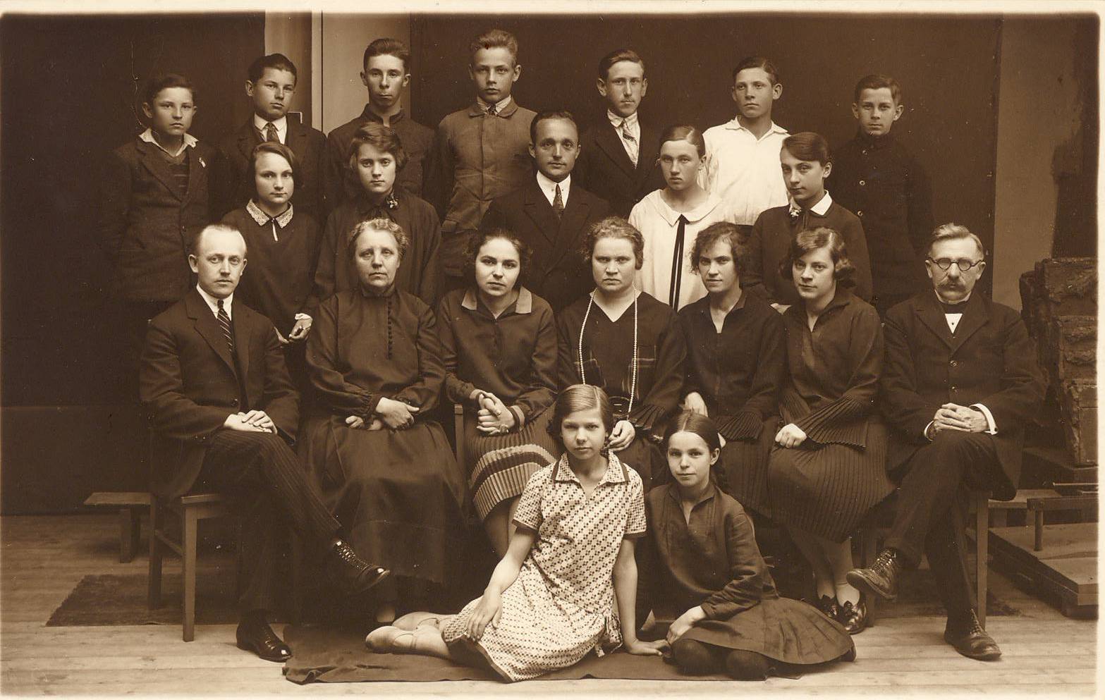 Valga linna IV algkooli lõpetajad