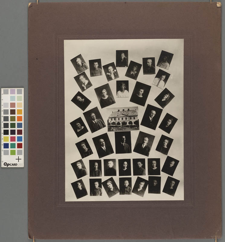 Valga linna VII algkooli lõpetajad ja õpetajad