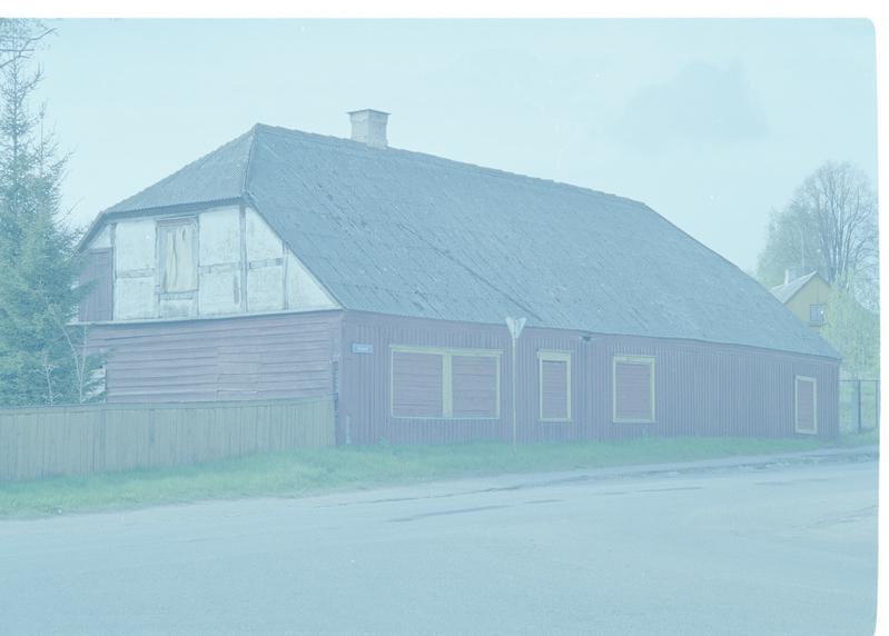 Valga Peetri kiriku kool Viljandi tn 1