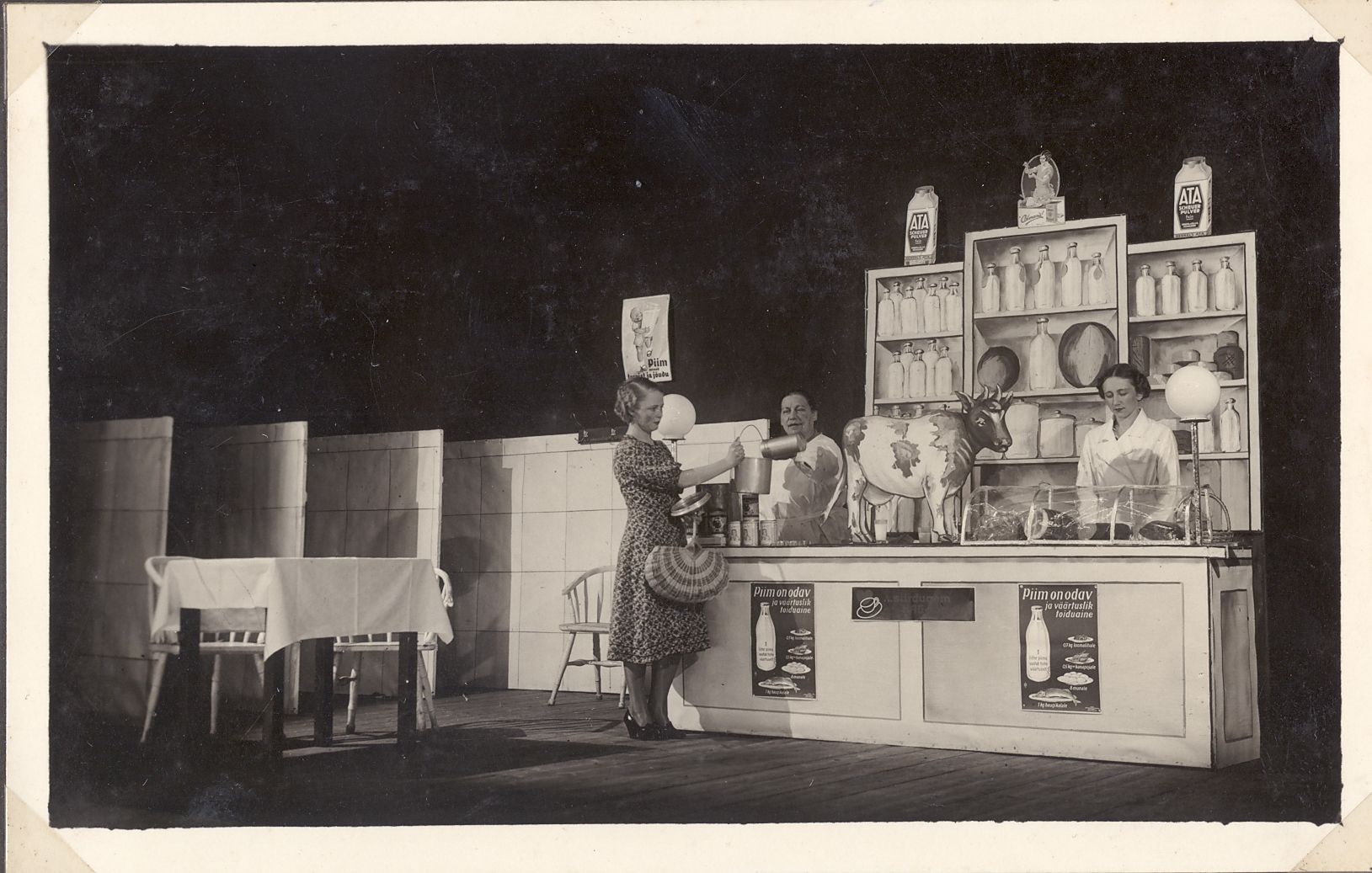 Stseen F. Langeri näidendist "Kaamel läheb läbi nõelasilma"