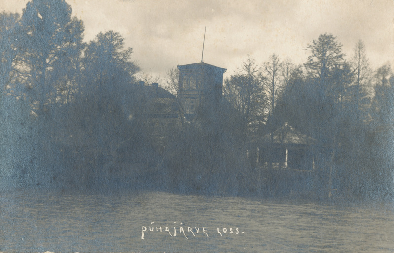 Pühajärve loss.