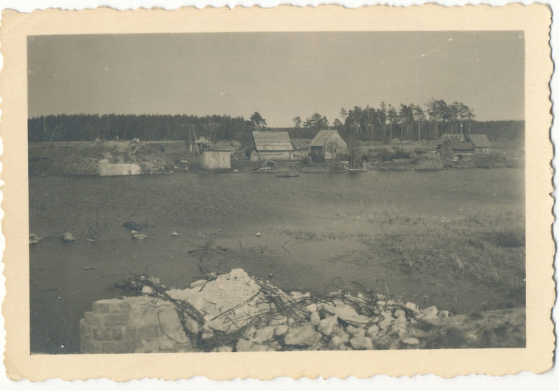 Vaade Pikasilla silla lammutatud osadele.