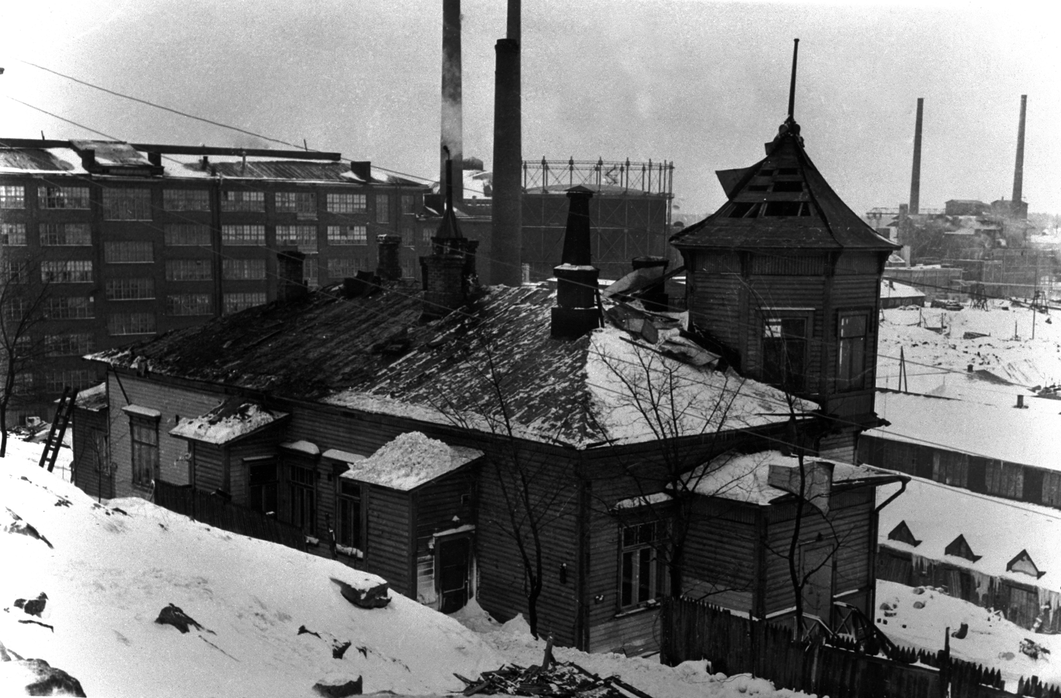 Sörnäisten rantatie 27.