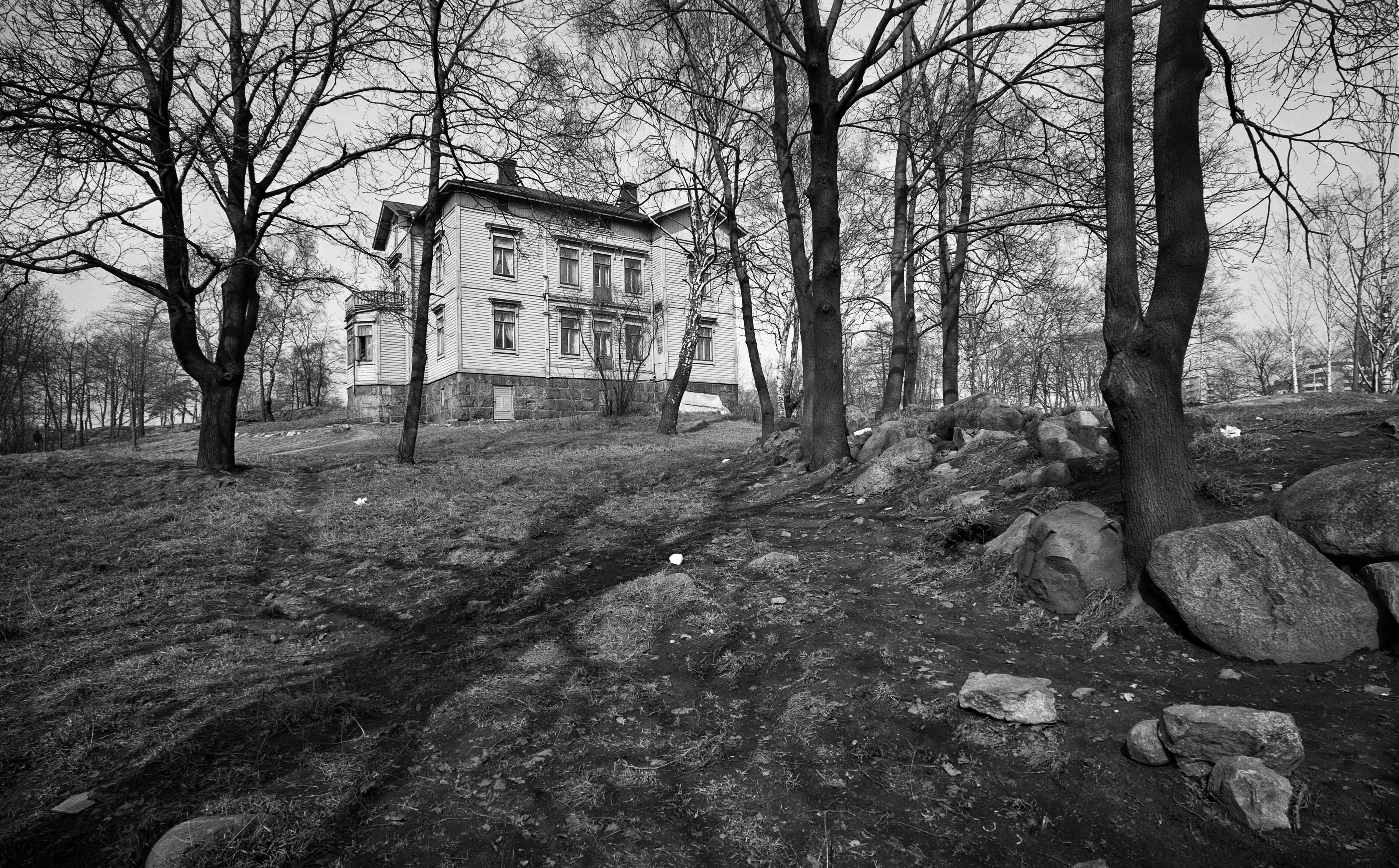 Eläintarhan huvila 14.