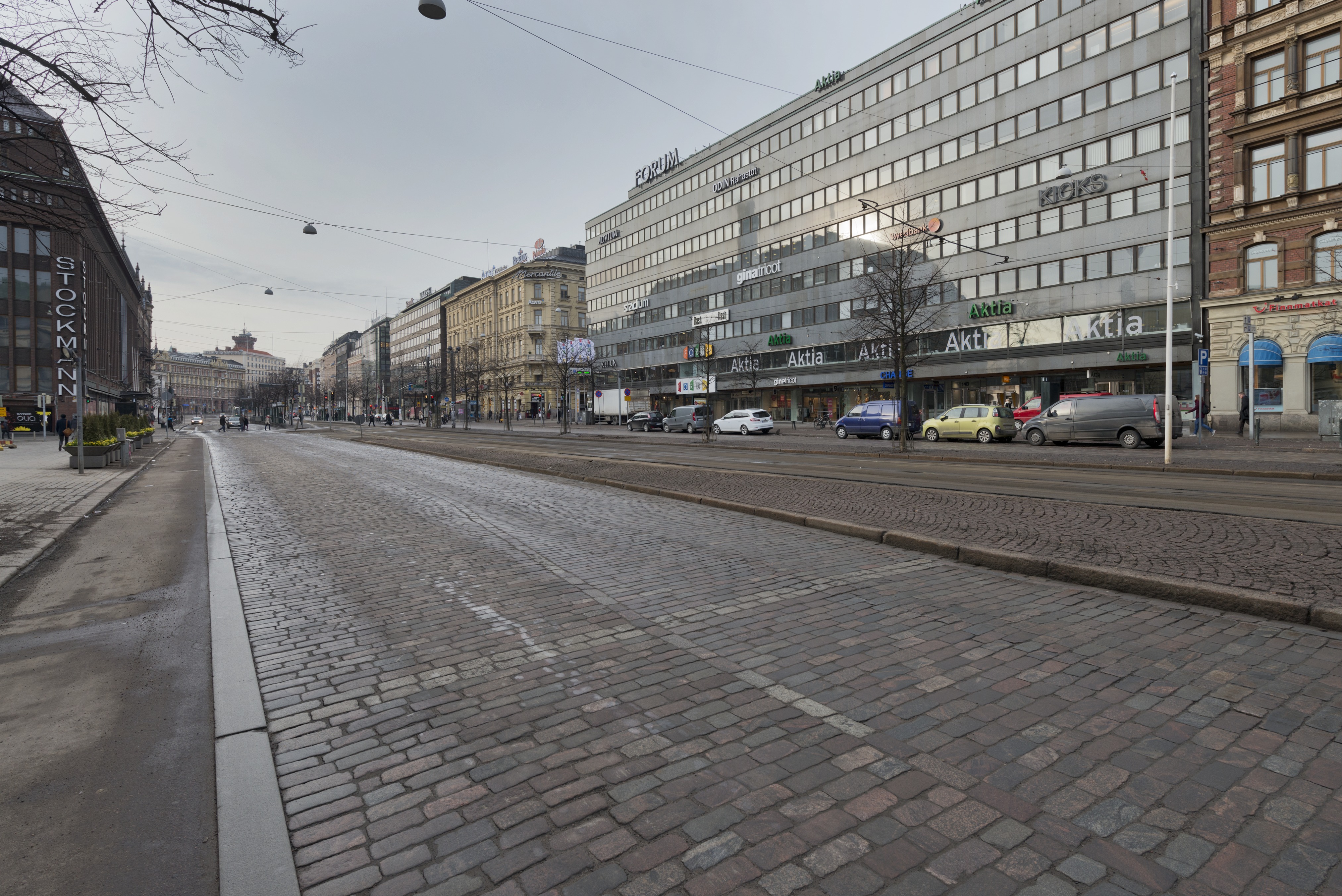 Entinen Helsingfors Sparbank (Helsingin Säästöpankki), Mannerheimintie 14 - Kalevankatu 1. Arkkitehti Kurt Simberg, 1963.