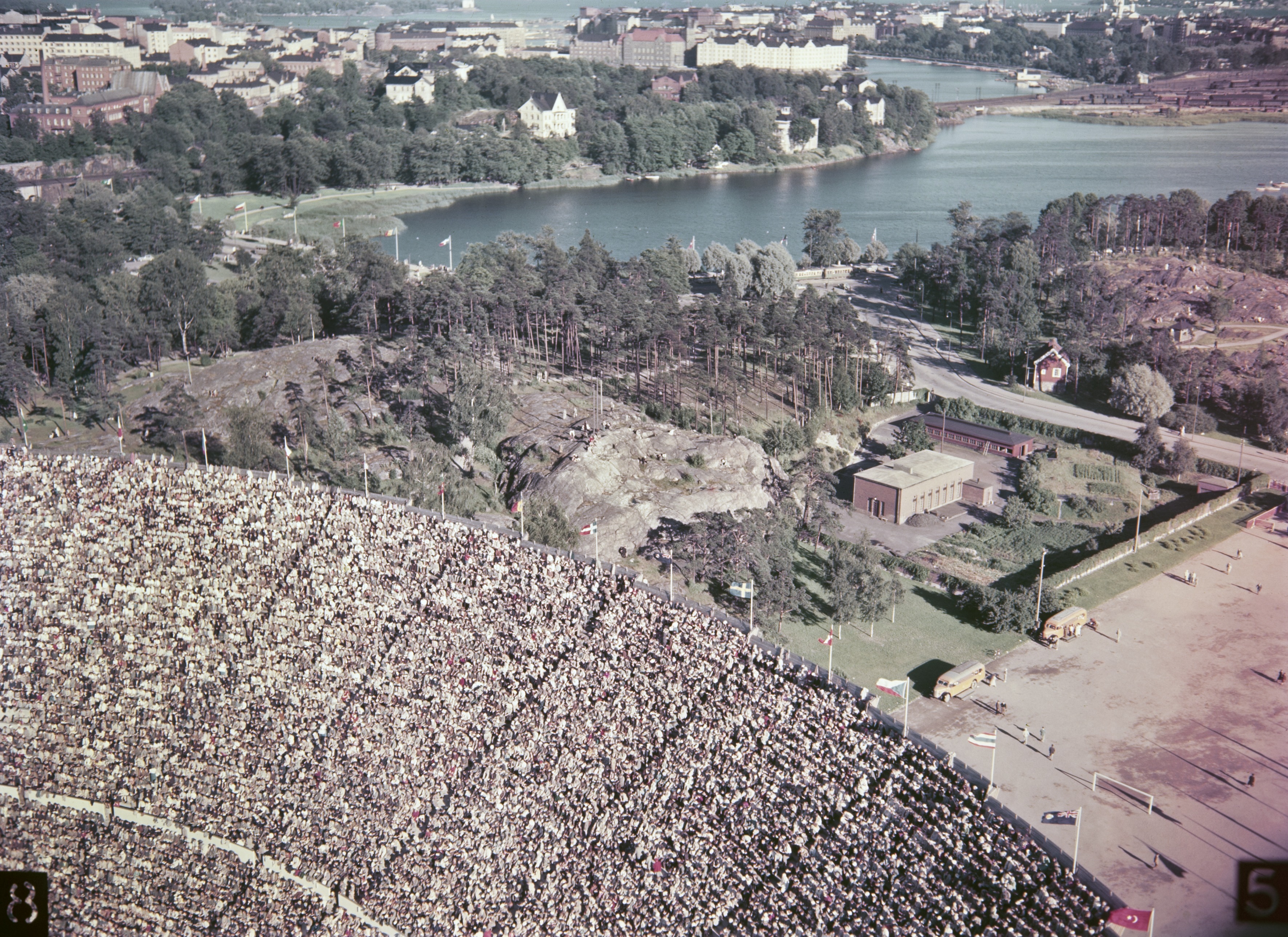Helsinki olympialaiset 1952. Olympiastadion kuvattuna stadionin tornista.