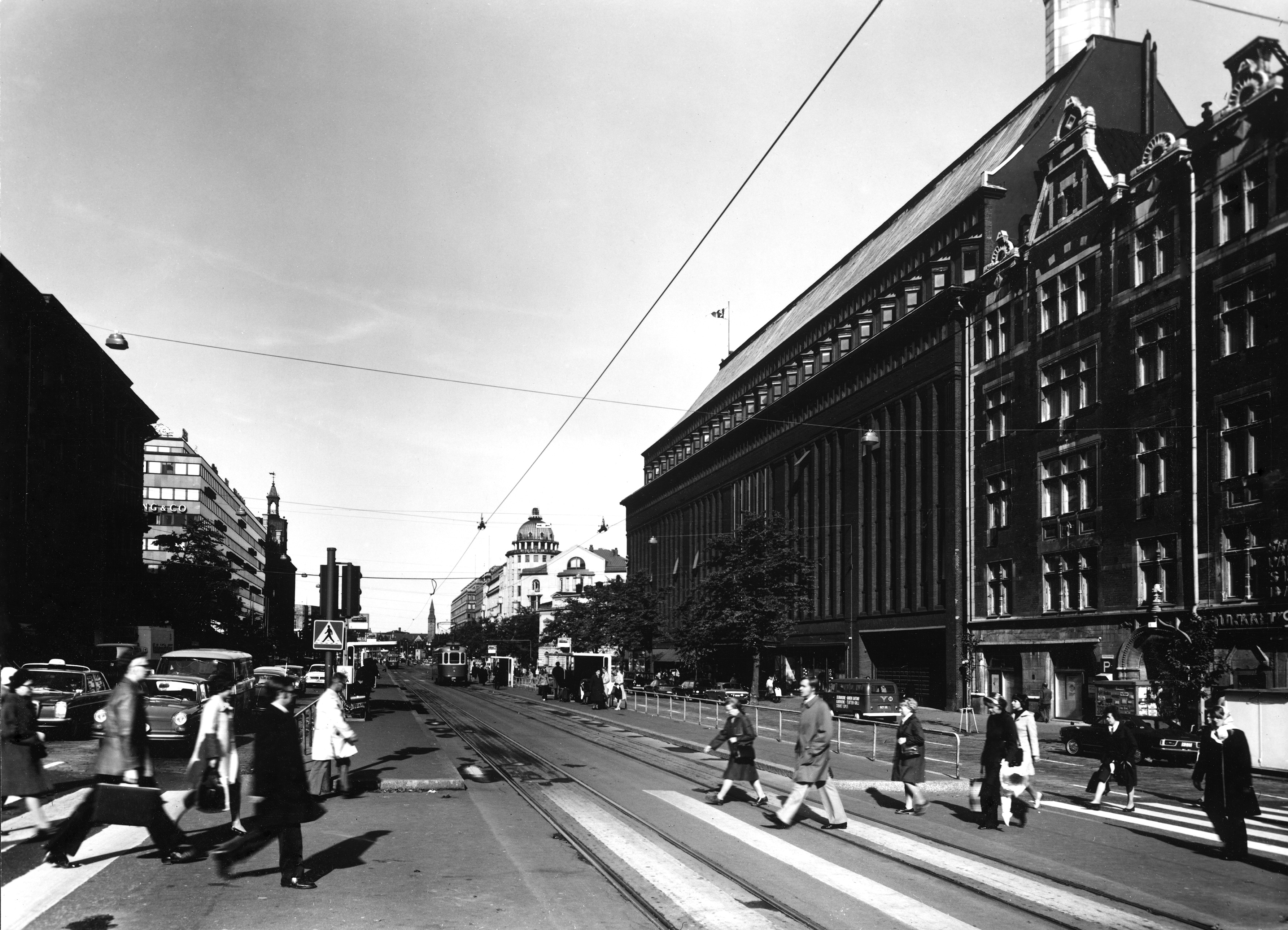 Mannerheimintie 1-9 väliltä