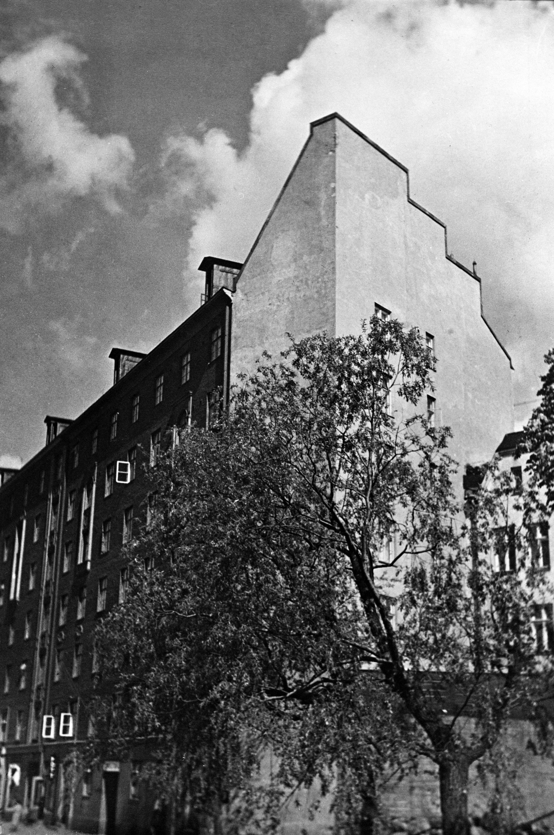 Pitkänsillanranta 5.