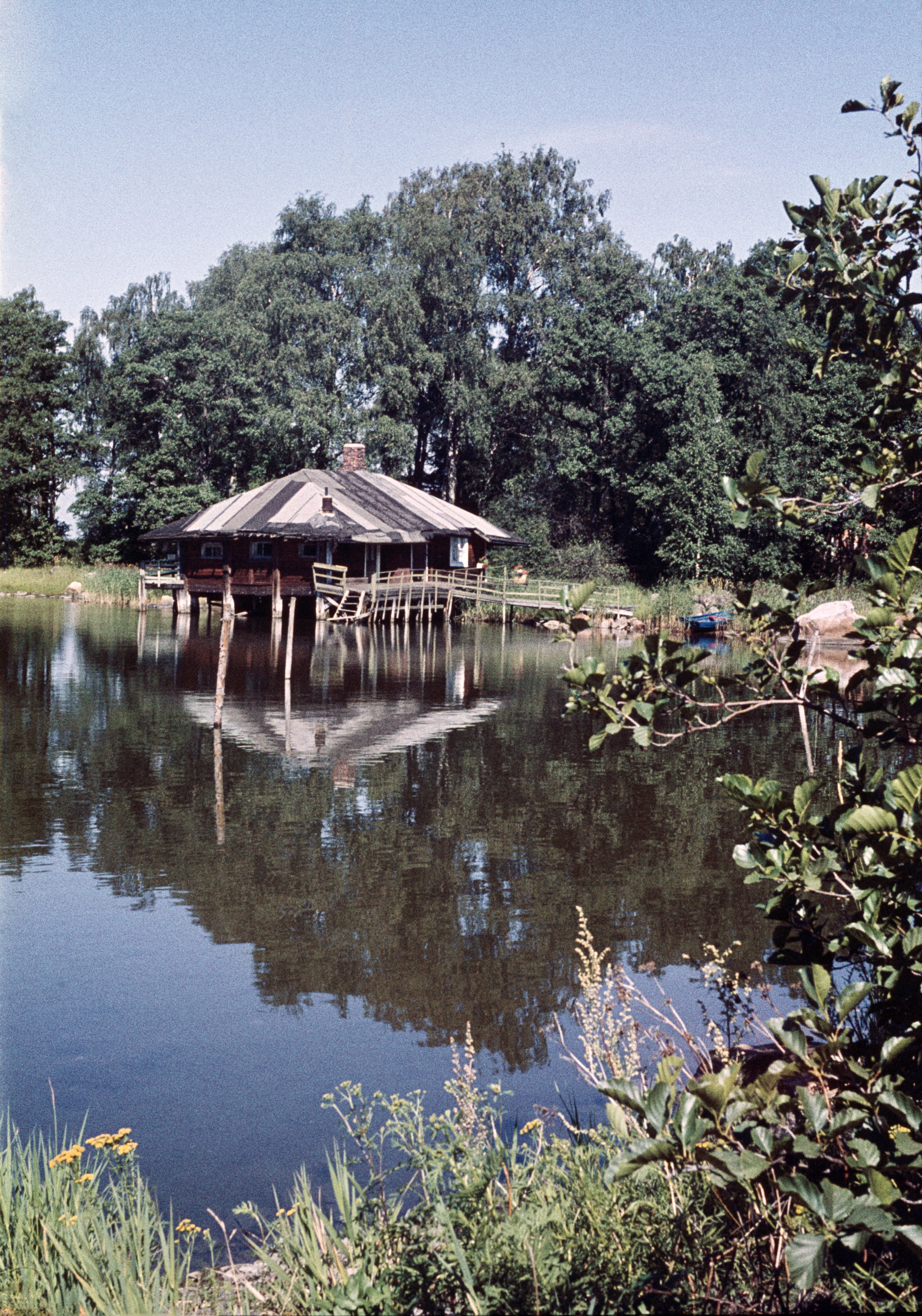 Itäinen Pihlajasaari.