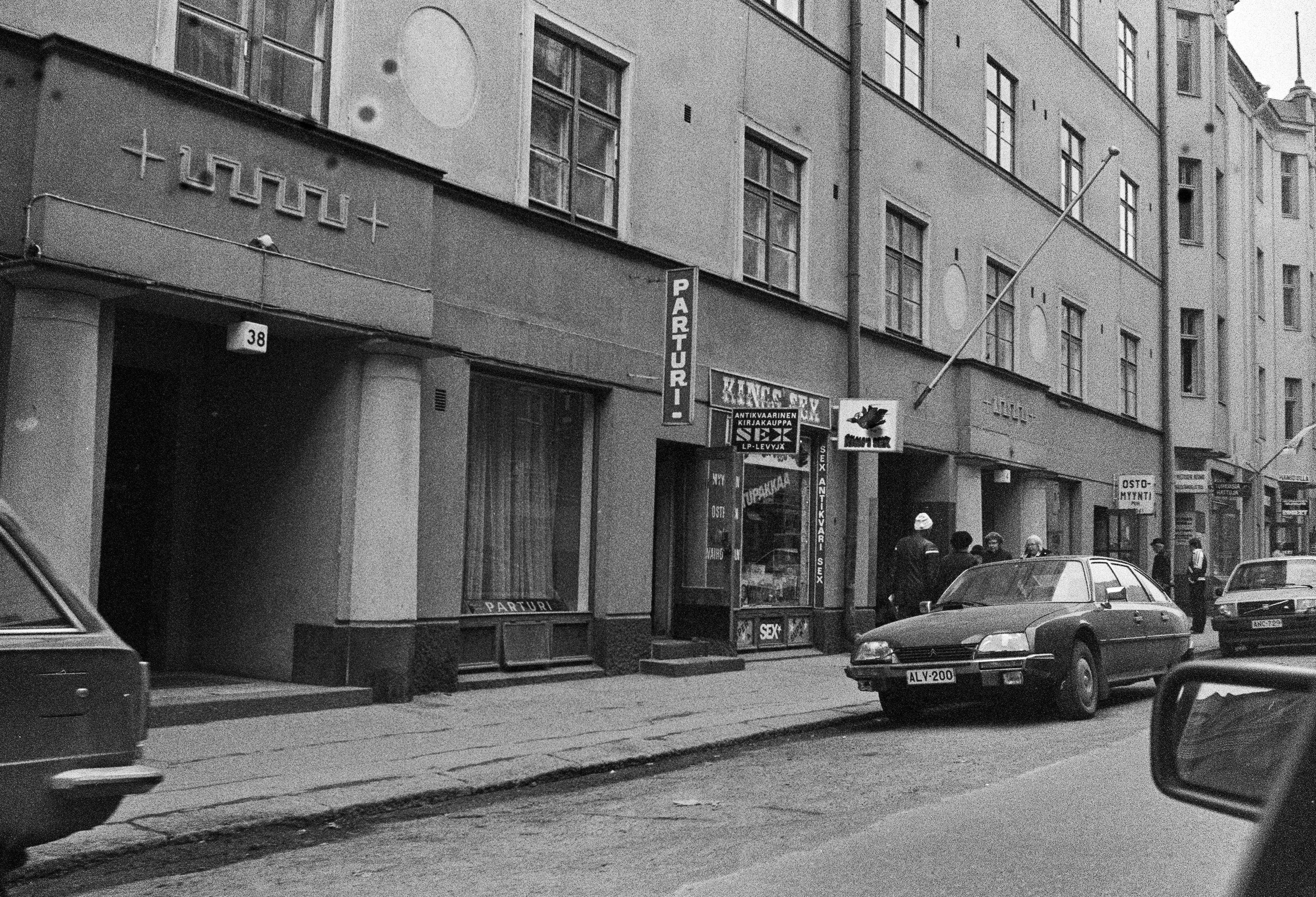 Seksikauppa King?s Sex Iso Roobertinkadulla.