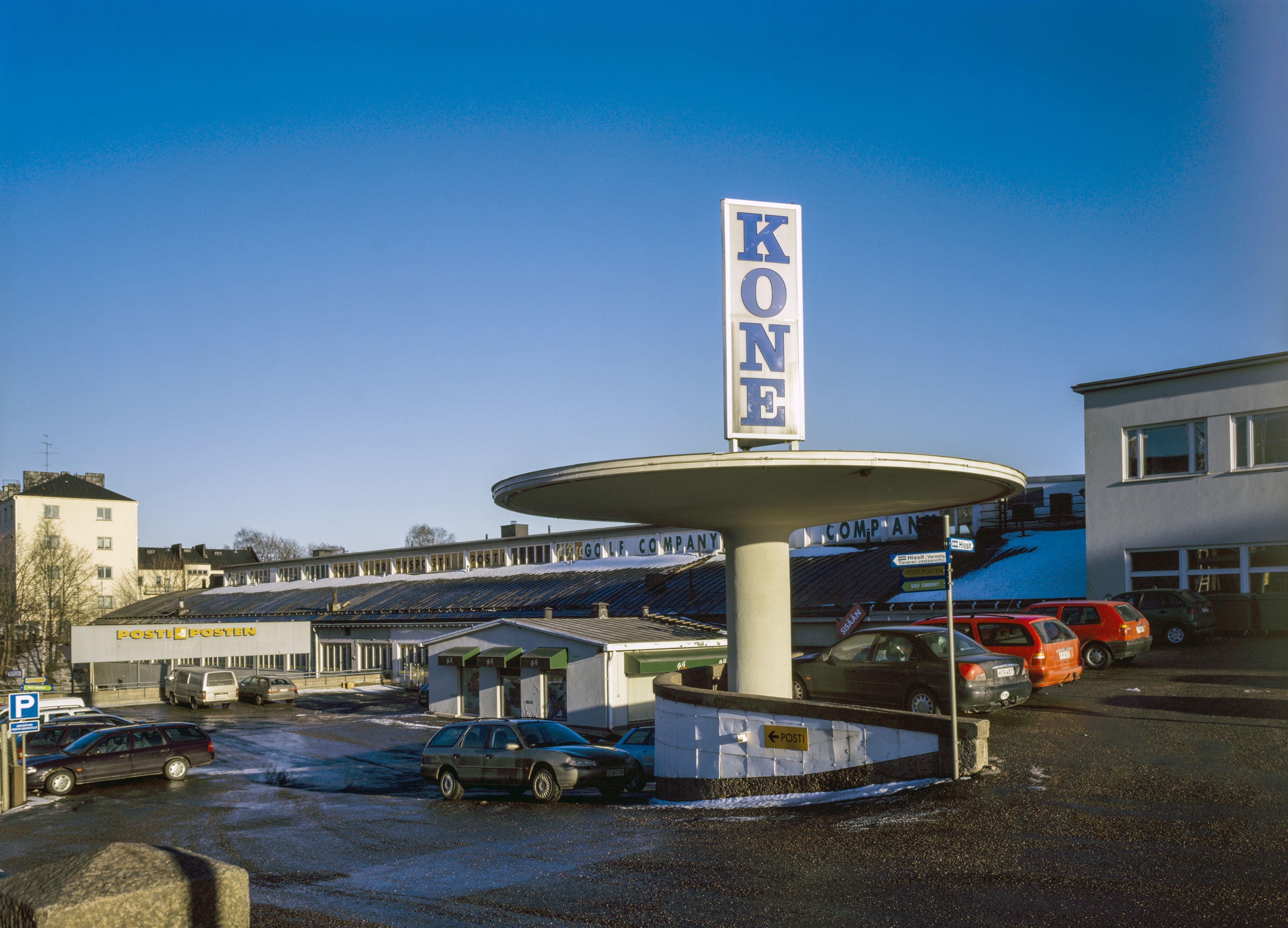 Sturenkatu 21 - Industrial Street 5 -Roineentie 10. Kone Oy.