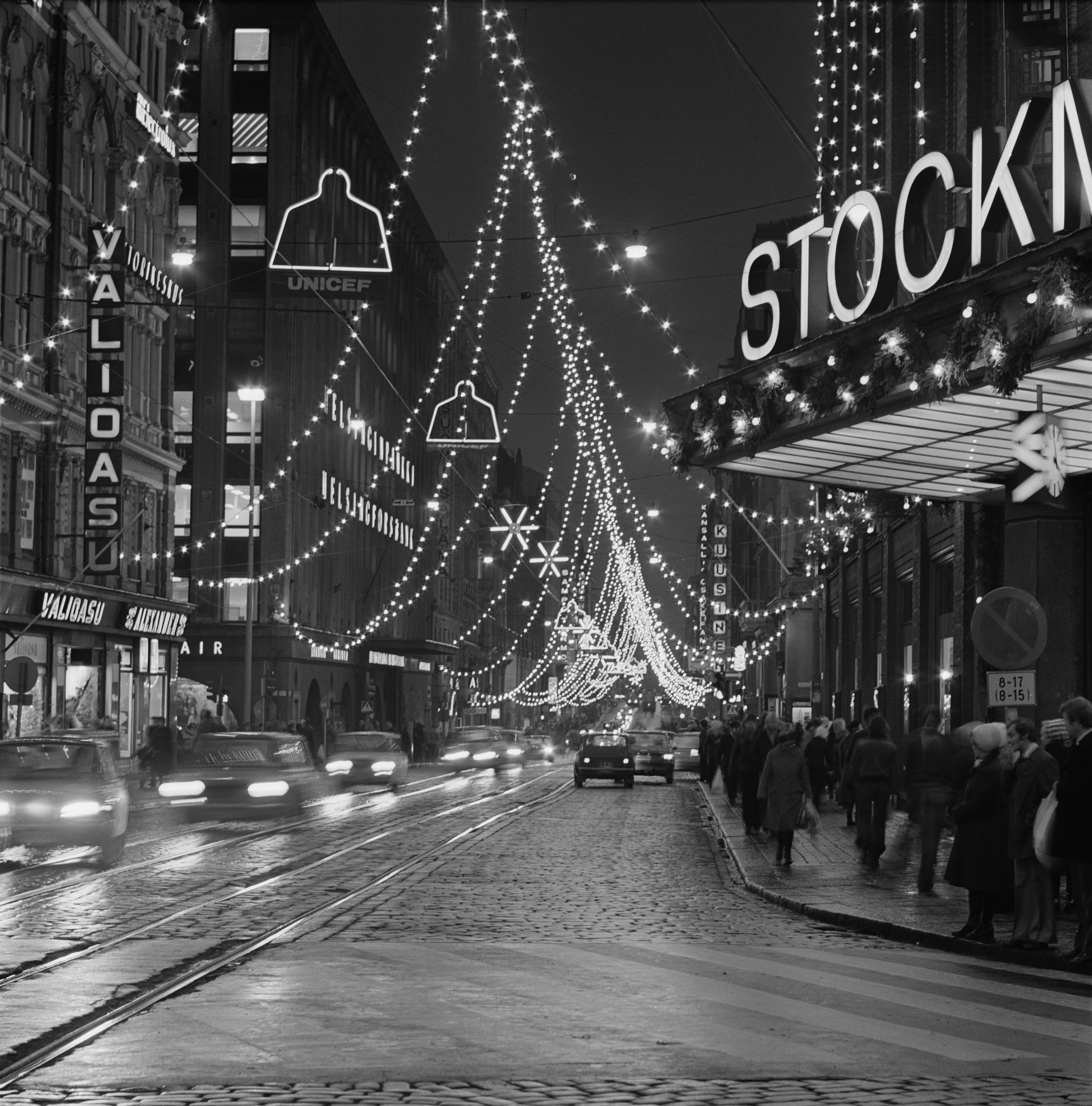 Aleksanterinkatu joulukatuna