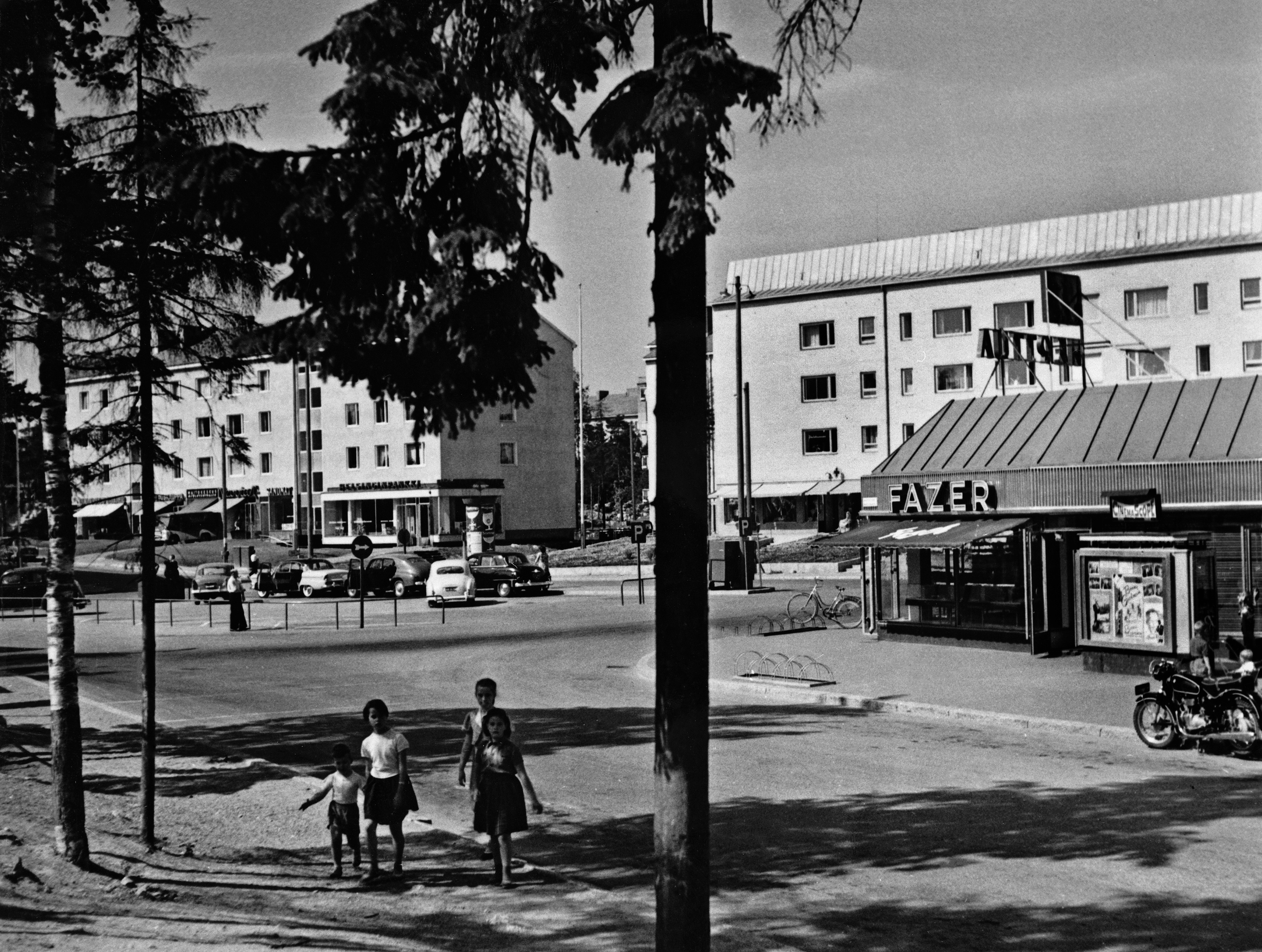View to Herttoniemen Elävitor