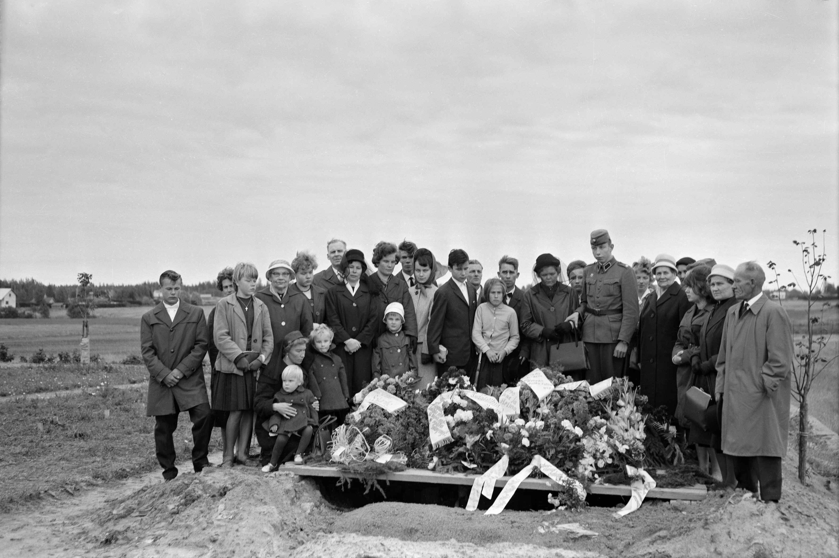 Sakari Kolehmaisen hautajaiset