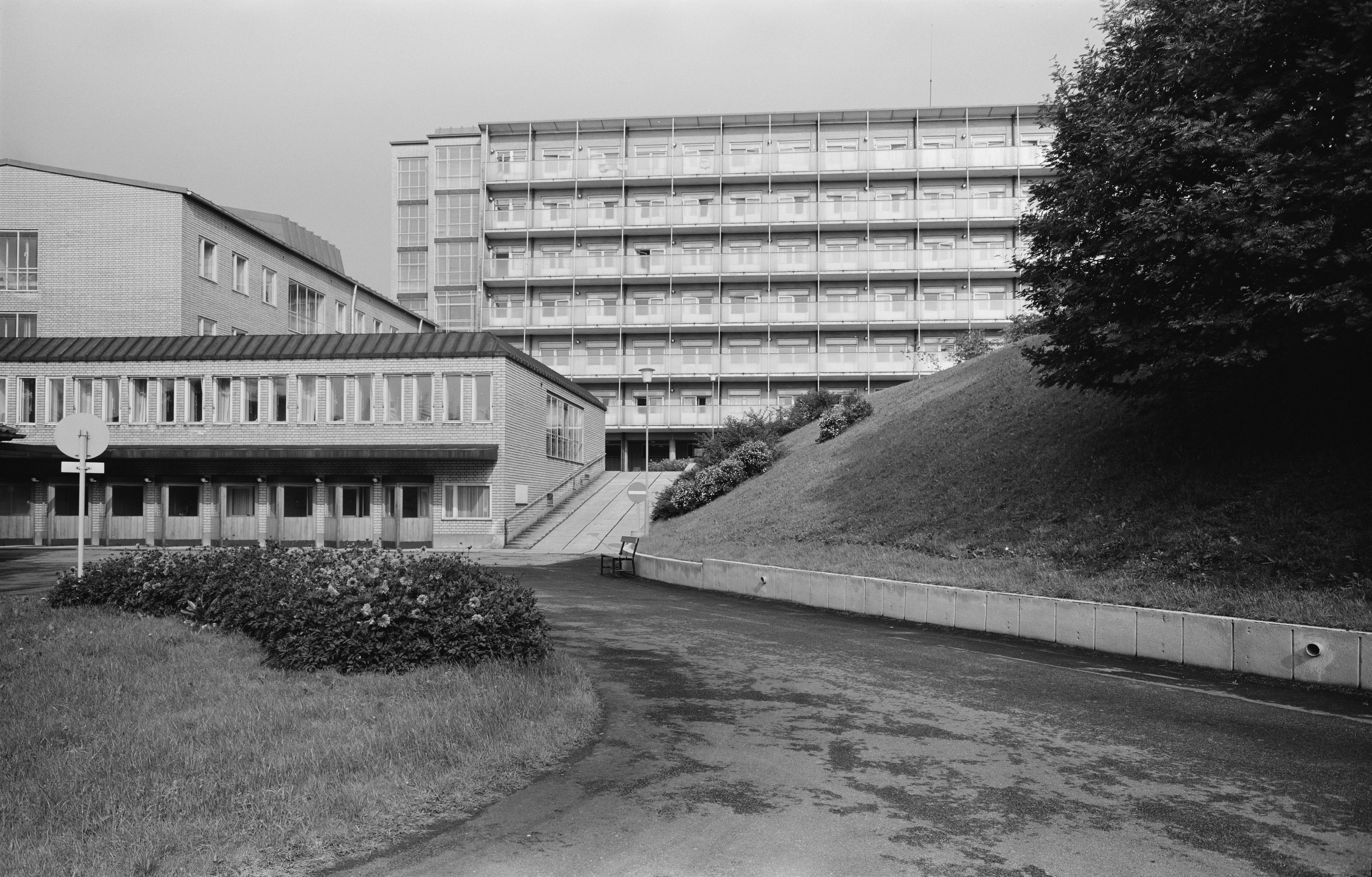Auroran sairaalan lastenosasto, Nordenskiöldinkatu 20.
