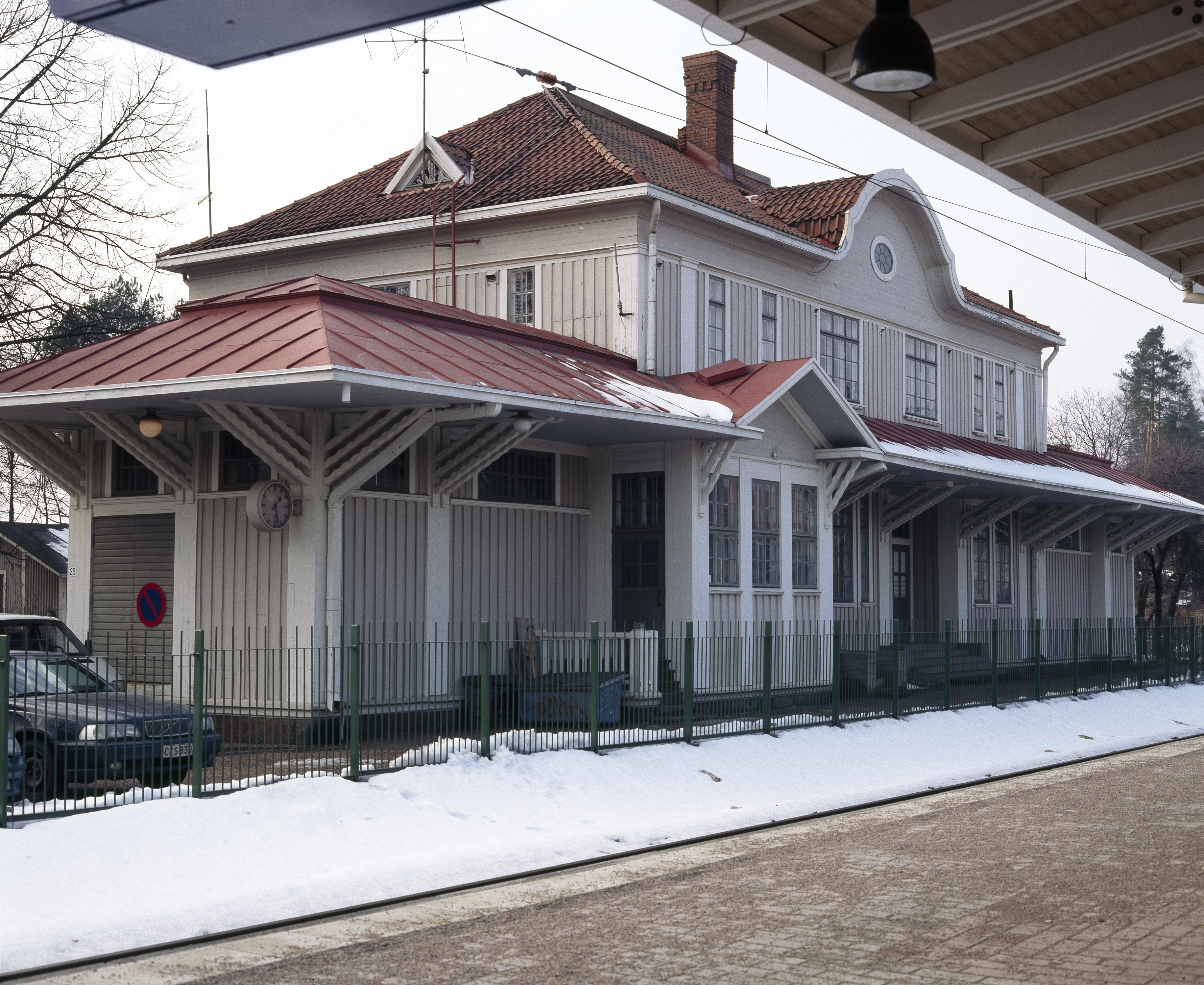 Huopalahden rautatieasema, vanha asemarakennus