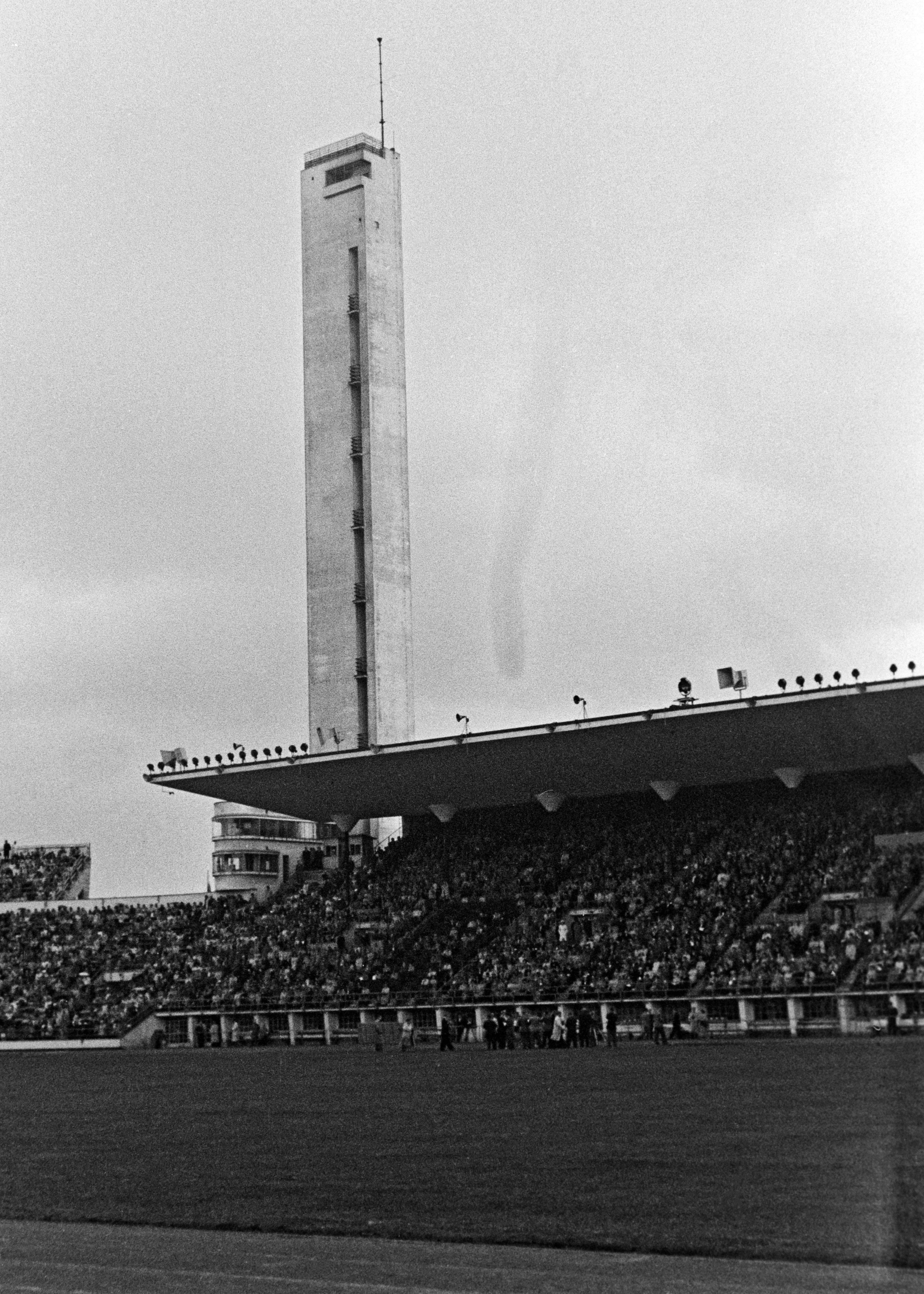 Olympiastadion Helsingin 400-vuotisjuhlien aikaan.