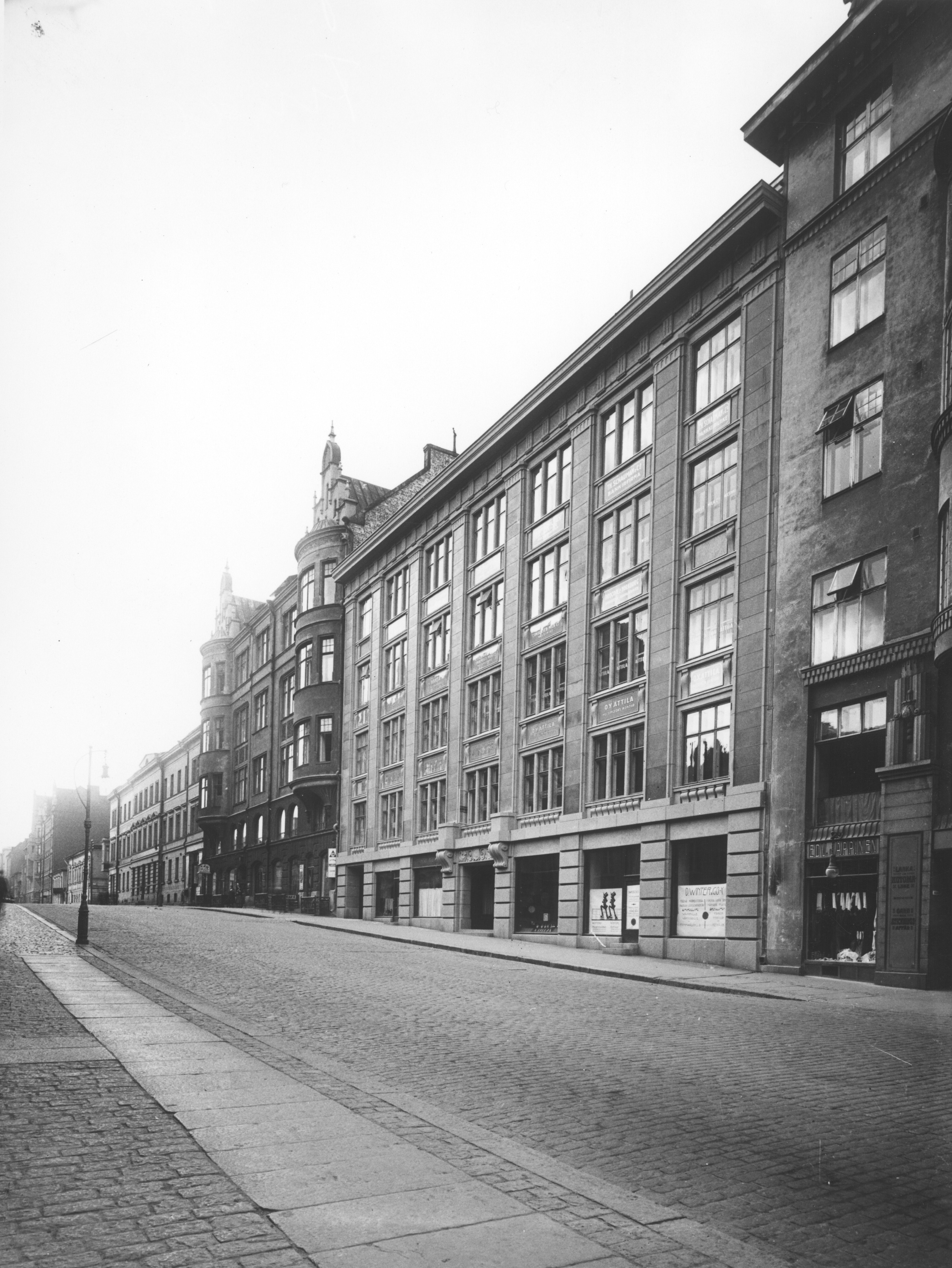 Unioninkatu 24, 22, 20.