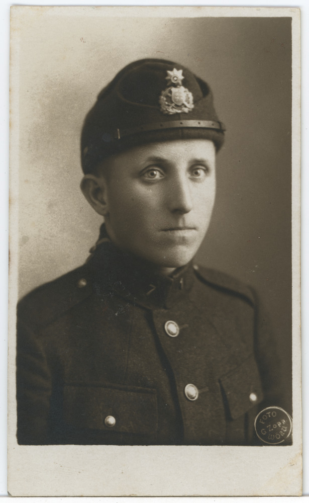 Aksel Otsus, portreefoto