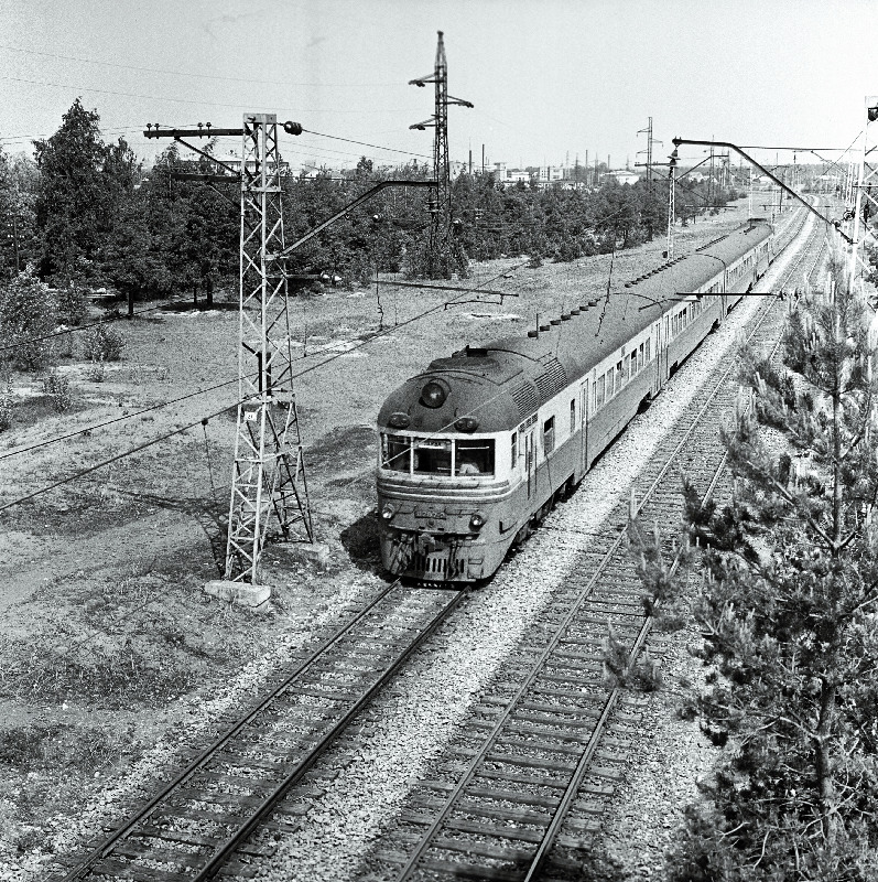 Diiselrong Tallinn-Haapsalu liinil.