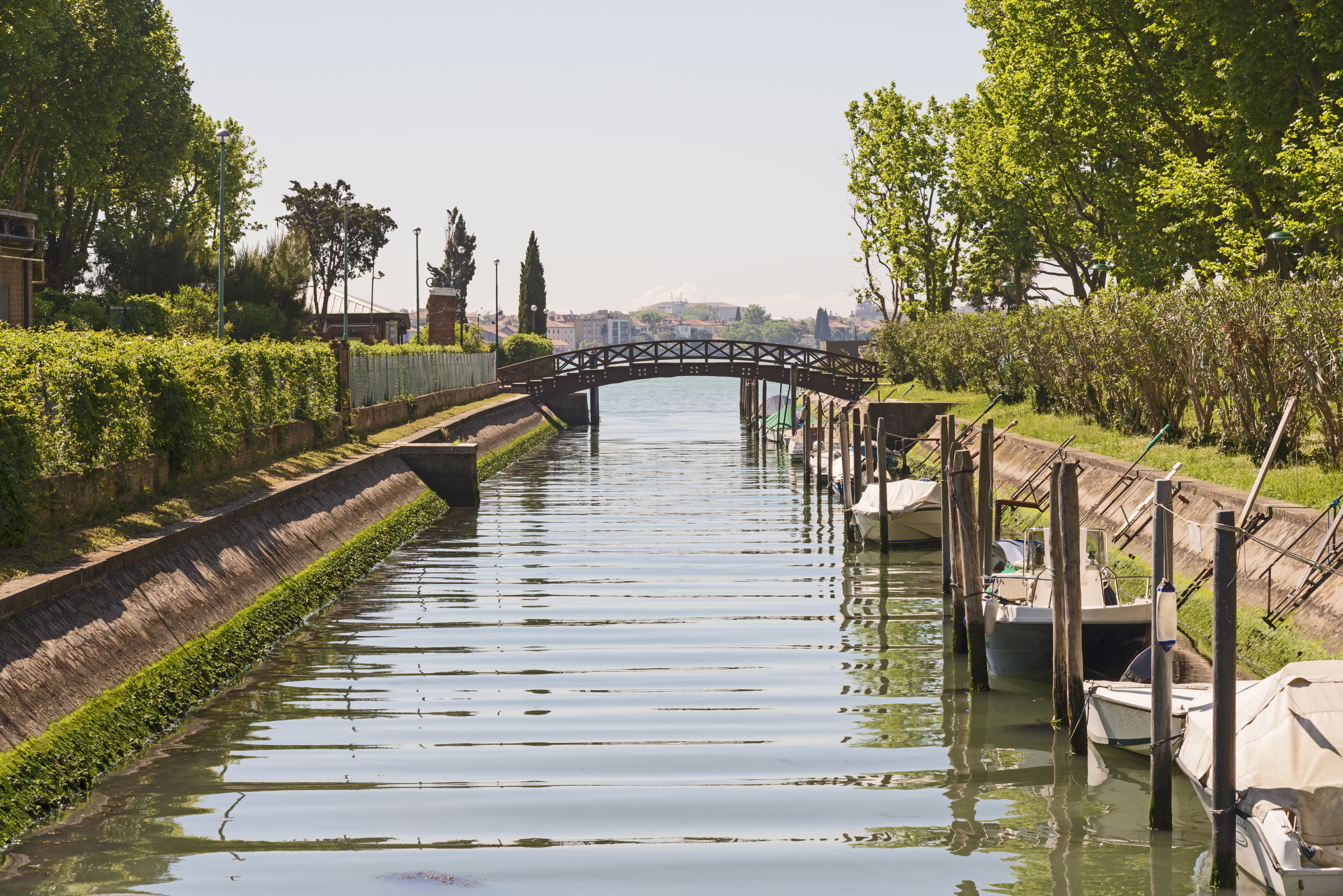 Rio di Sant'Elena (Venice) - Rio di Sant'Elena Venice.  View of the rio and the ponte della Scuola Navalei ; from the ponte di Sant'elena.