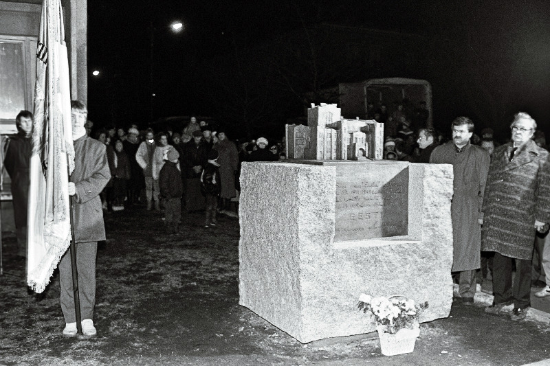 Eesti Vabariigi 72. aastapäev, mälestusmärgi avamine.