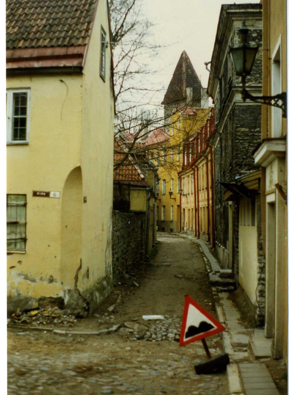 Tallinn lower town, May 1996
