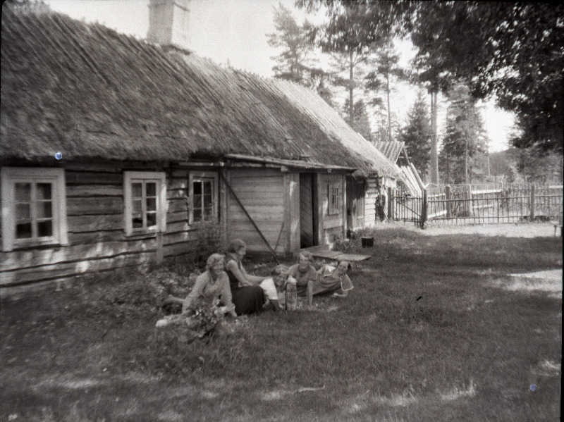 Ranna talu elumaja Mägipää külas Kõpu poolsaarel.
