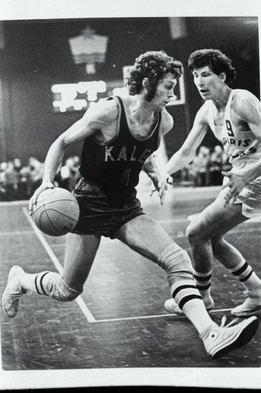 VSÜ “Kalevi” korvpallimeeskonna kohtumine Kaunase “Zalgirise “ meeskonnaga. Esiplaanil Priit Tomson.